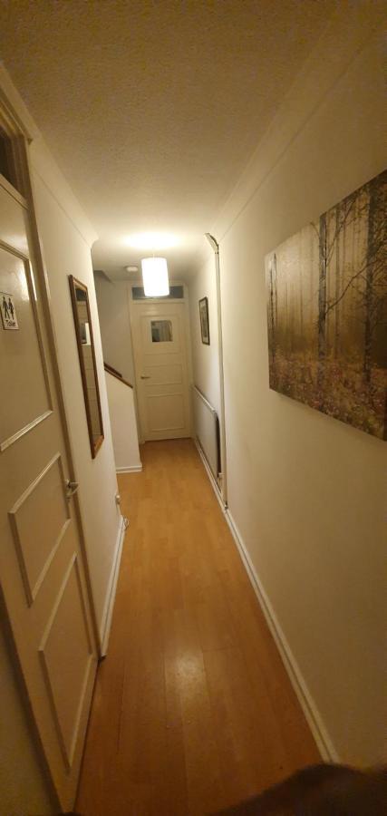Spacious And Serene Stay Near Milton Keynes Centre Willen エクステリア 写真