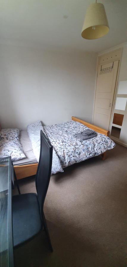Spacious And Serene Stay Near Milton Keynes Centre Willen エクステリア 写真